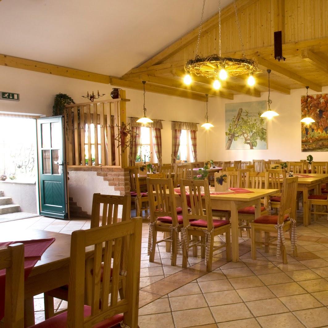 Restaurant "Heuriger Puchinger" in Rohrendorf bei Krems