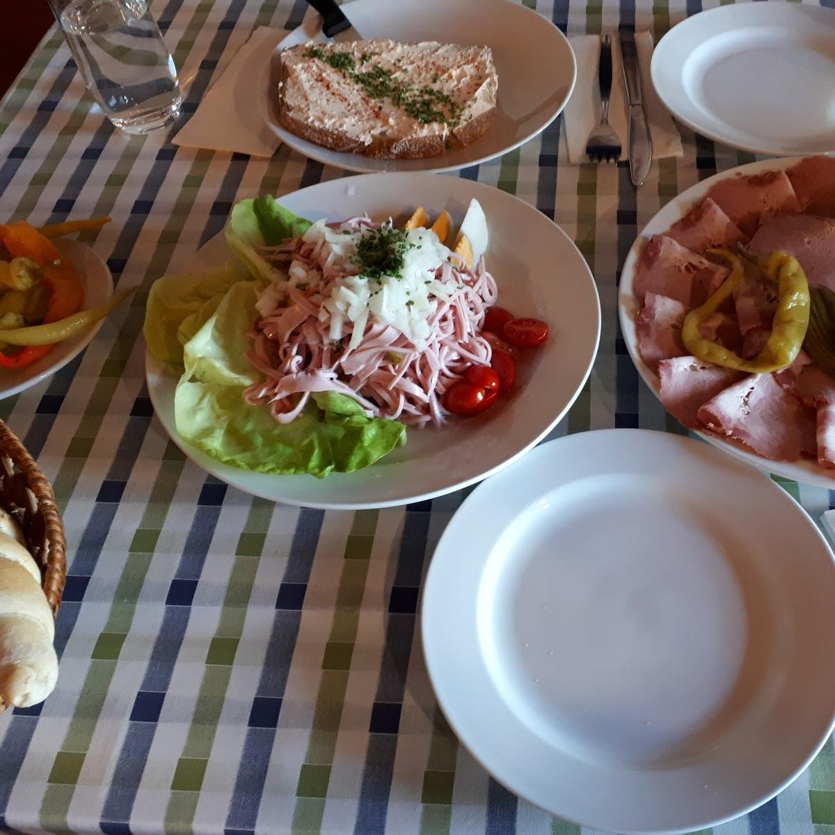 Restaurant "Heuriger Knappel" in Furth bei Göttweig