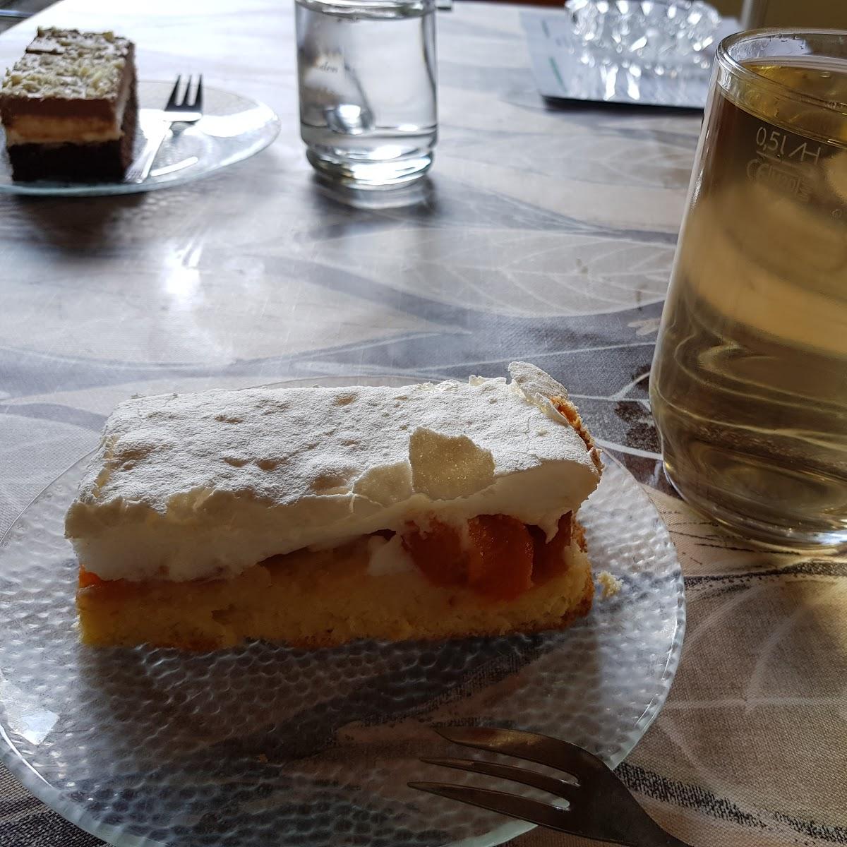 Restaurant "heuriger herndler" in Lengenfeld