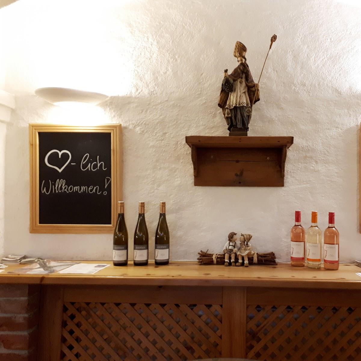 Restaurant "Schmankerl & Wein - Familie Jungwirth" in Schönberg-Neustift