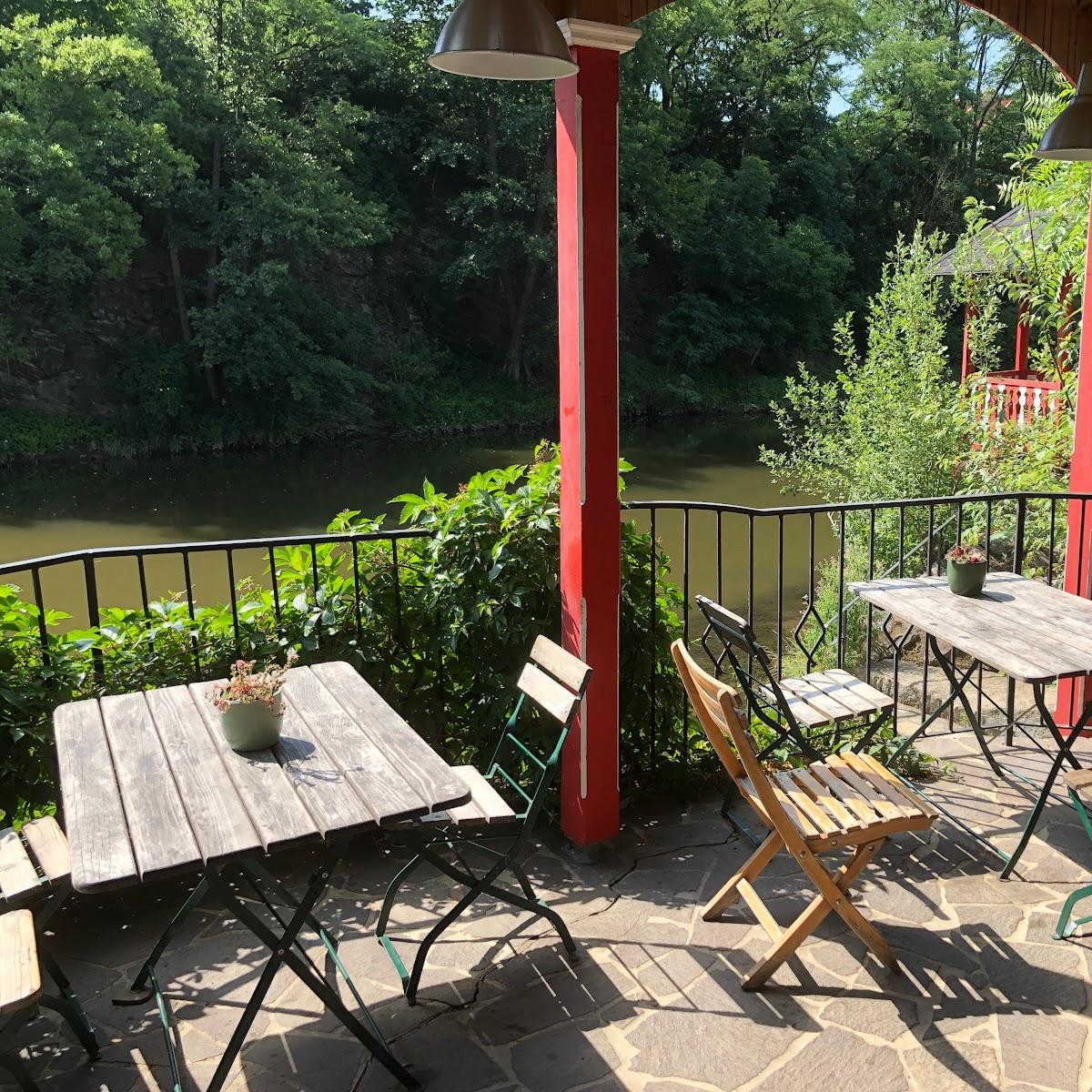 Restaurant "Das Bachmann, Strand Heuriger im Stranbad , von Mai bis Ende August" in Plank am Kamp