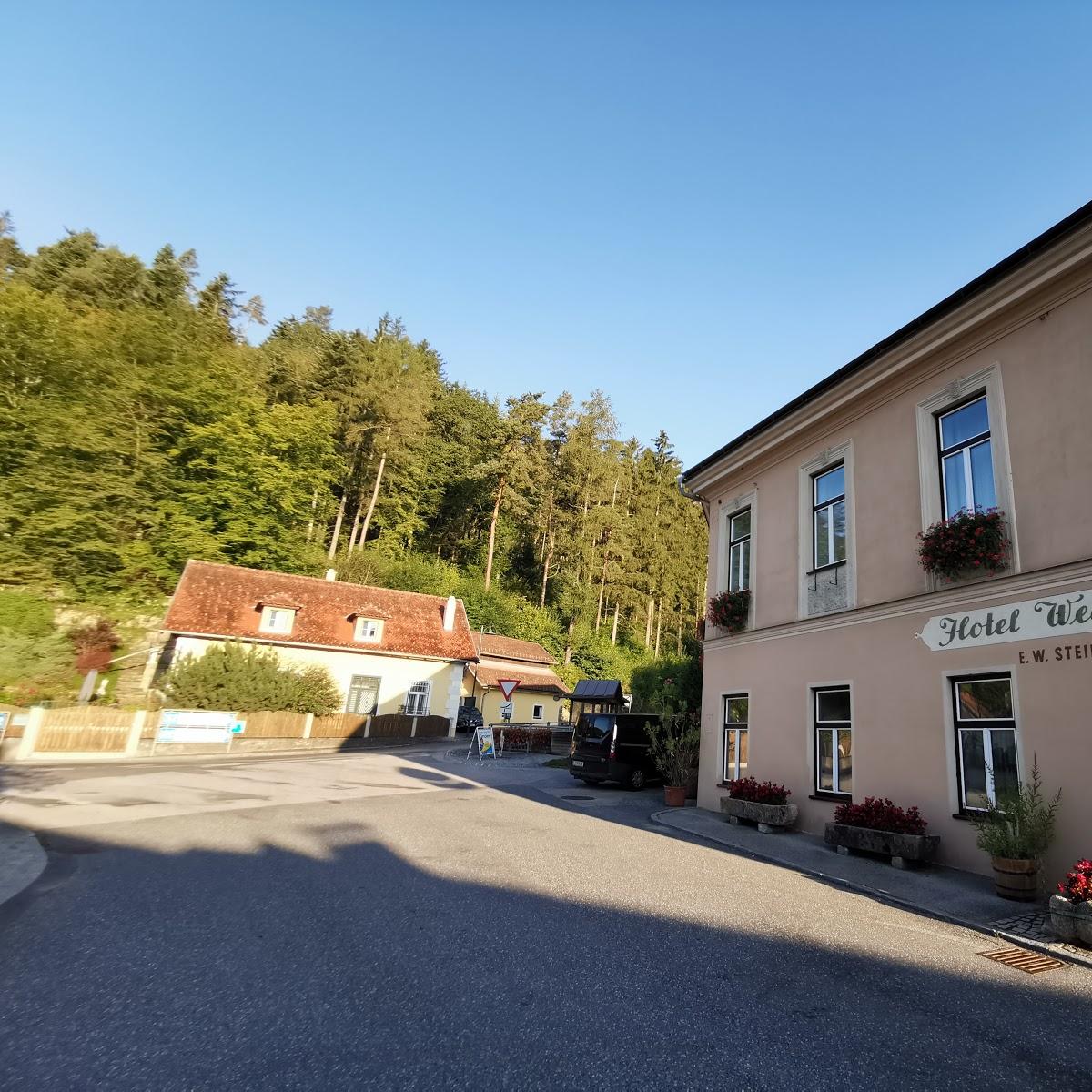 Restaurant "Wegscheidhof Inh Fam Steinhauer" in Wegscheid am Kamp