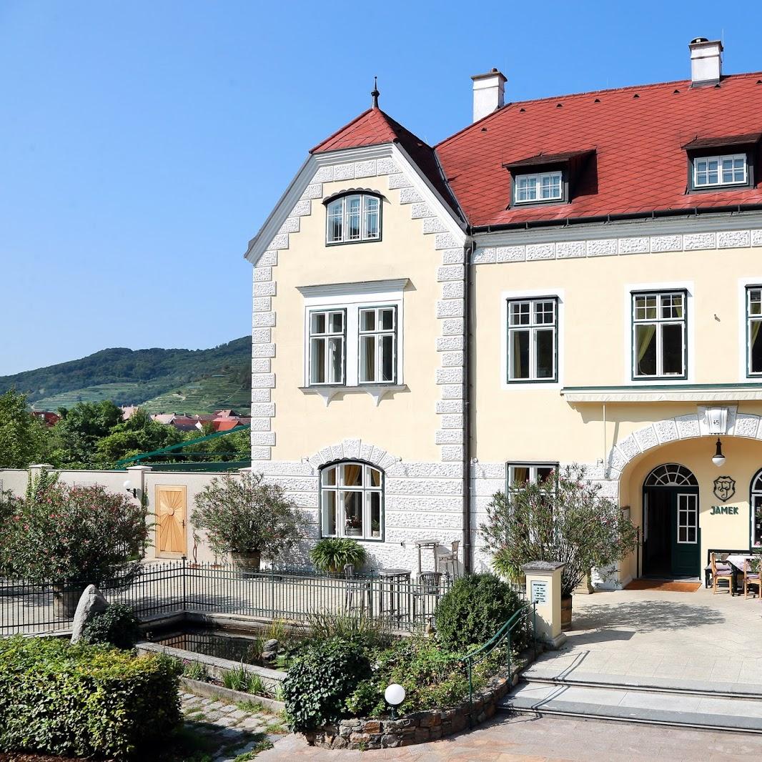 Restaurant "Weingut und Restaurant Josef Jamek" in Joching