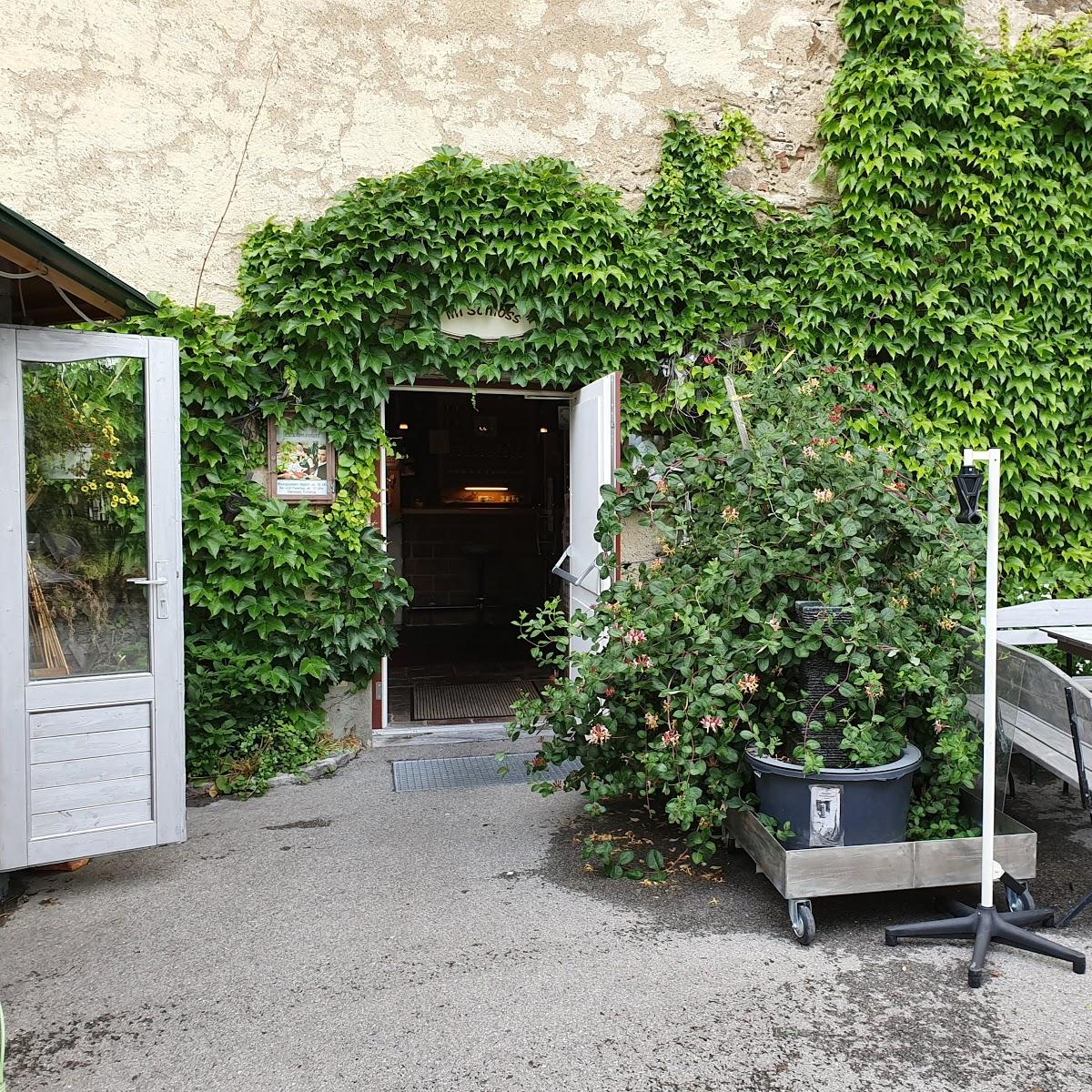 Restaurant "Heuriger Im Schloss" in Ottenschlag