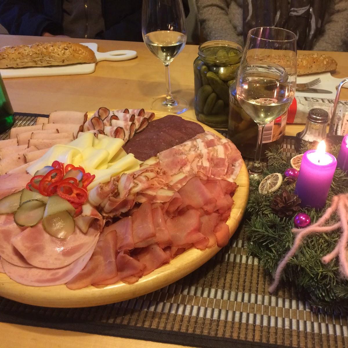 Restaurant "Weinbau Katzler" in Ziersdorf