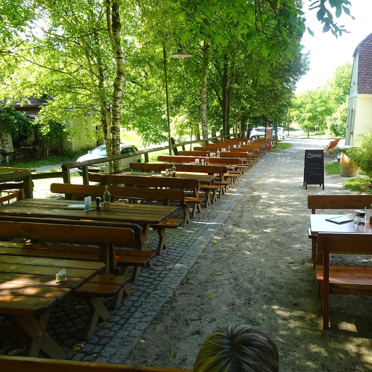 Restaurant "Zwimandlkölla" in Frauendorf an der Schmida