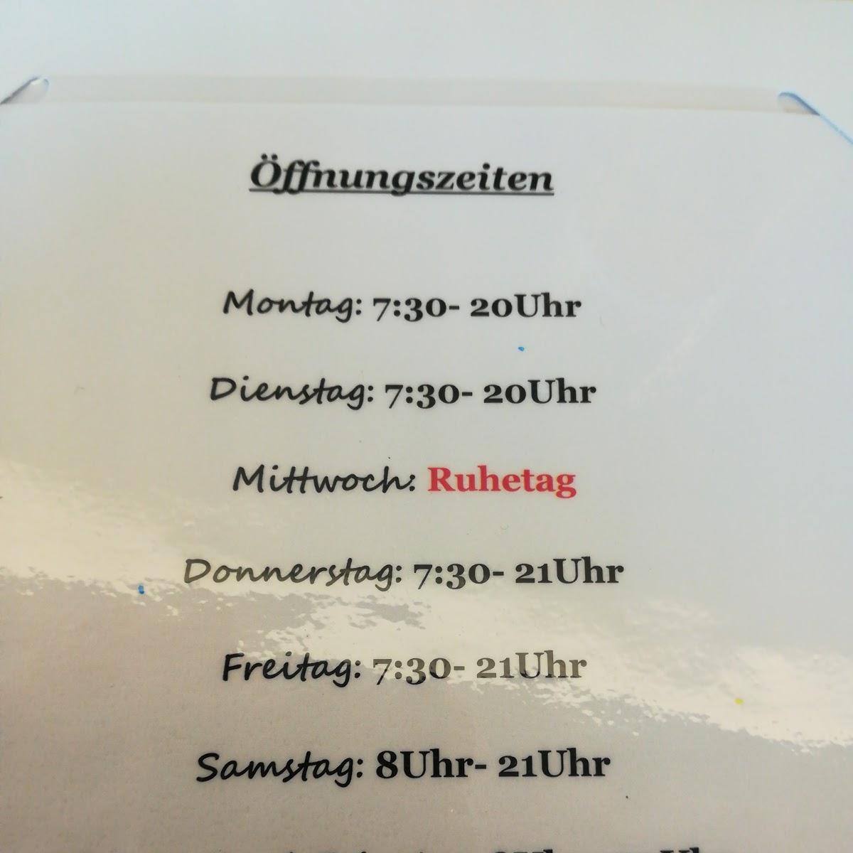 Restaurant "Kaffeeplatzl" in Vitis