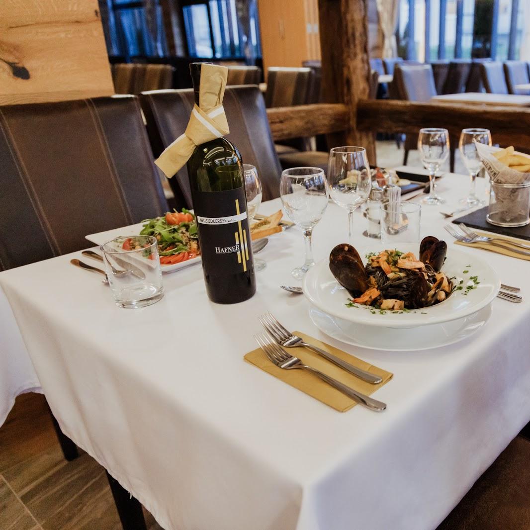 Restaurant "LaLesco" in Traun