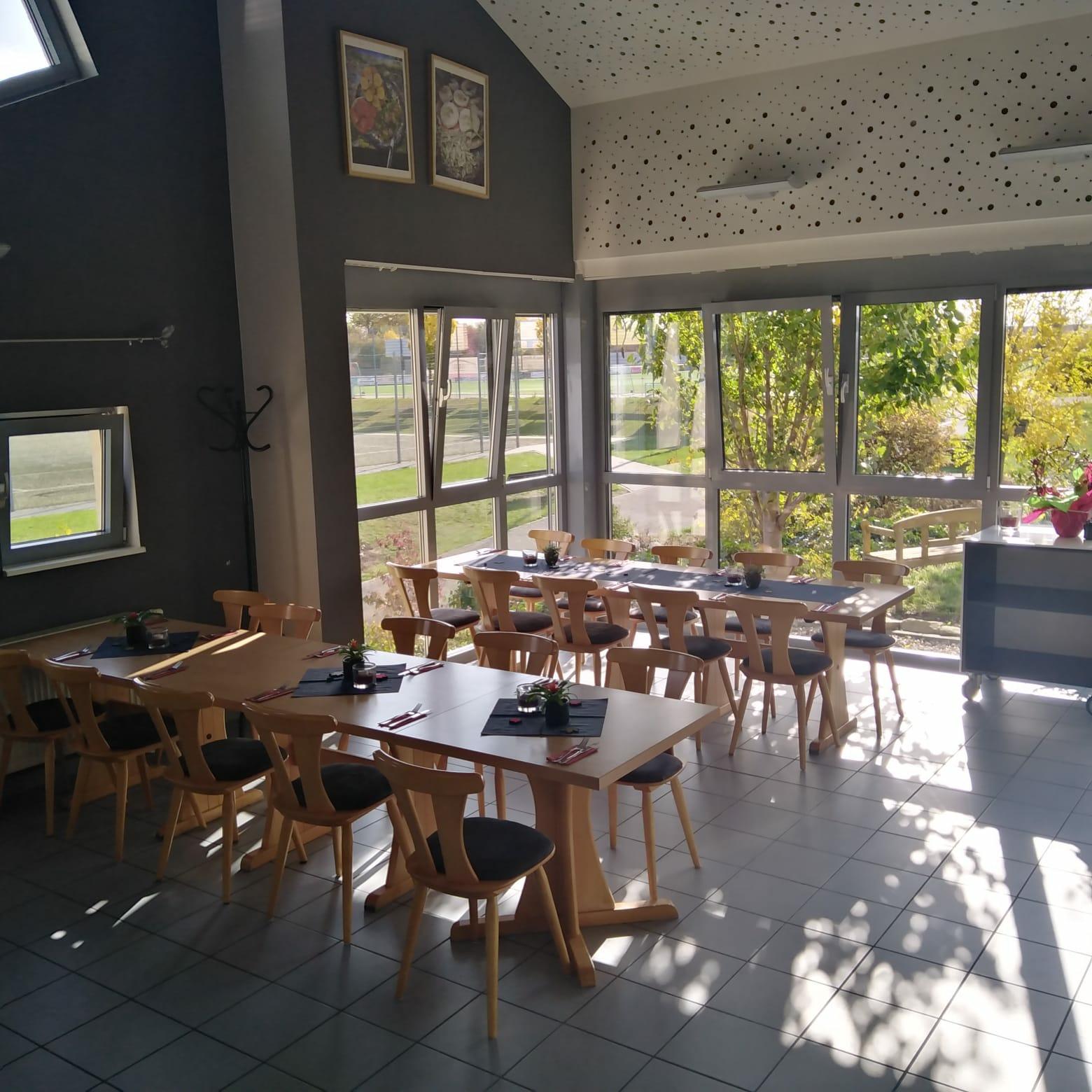 Restaurant "Schürhoff am Neuborn" in  Wörrstadt