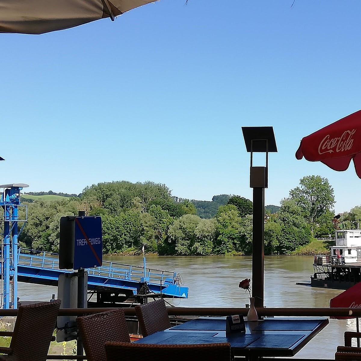 Restaurant "Donauhof An der Fähre" in Ottensheim