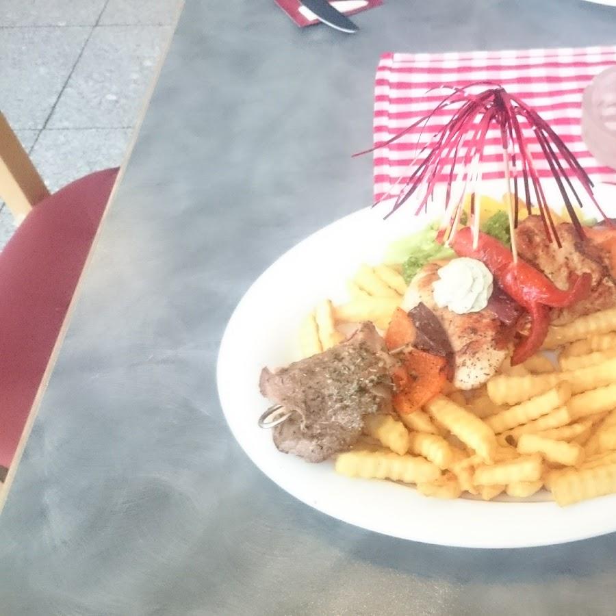 Restaurant "Café Restaurant Regina" in Schönering