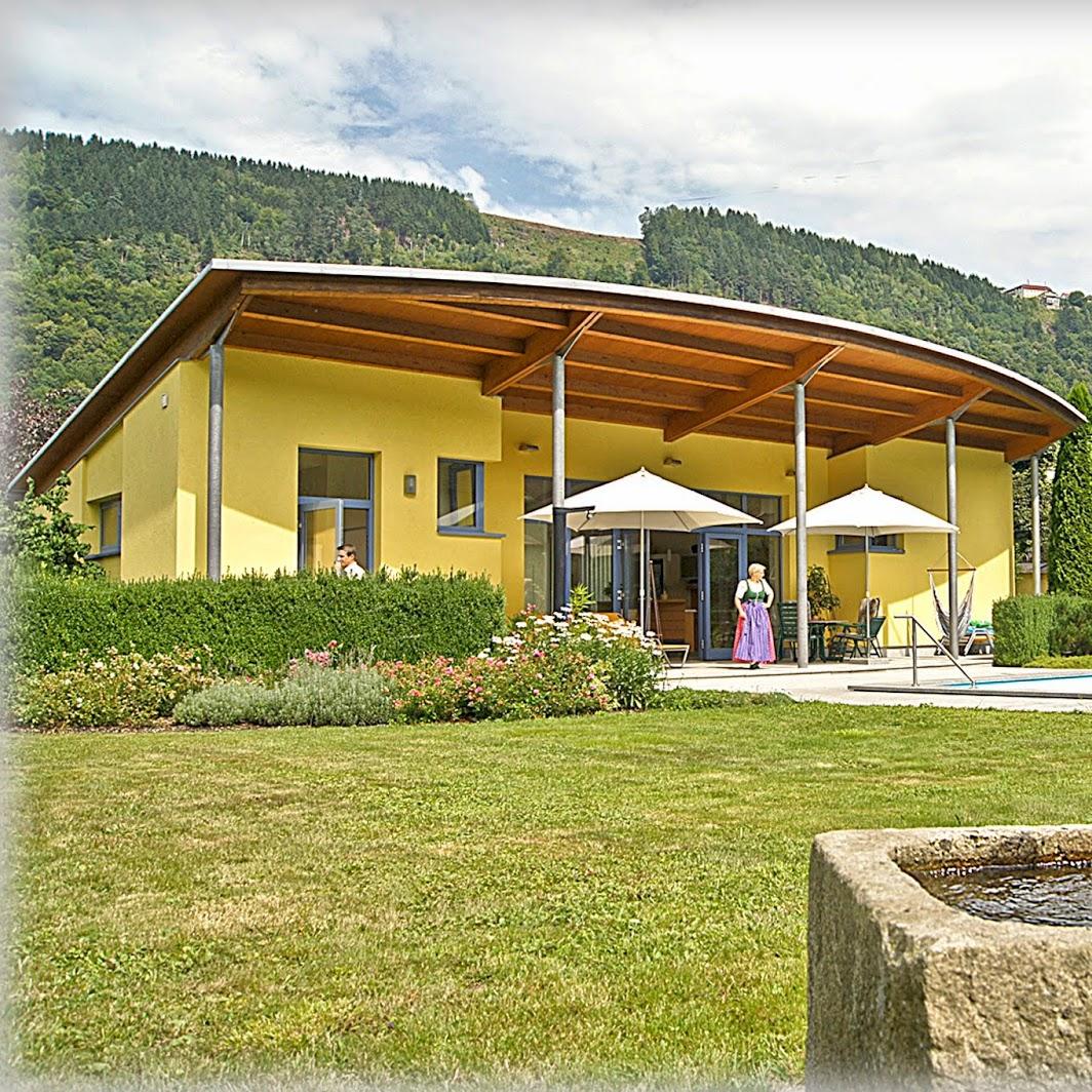 Restaurant "Gasthof-Pension SCHÜTZ" in Wesenufer