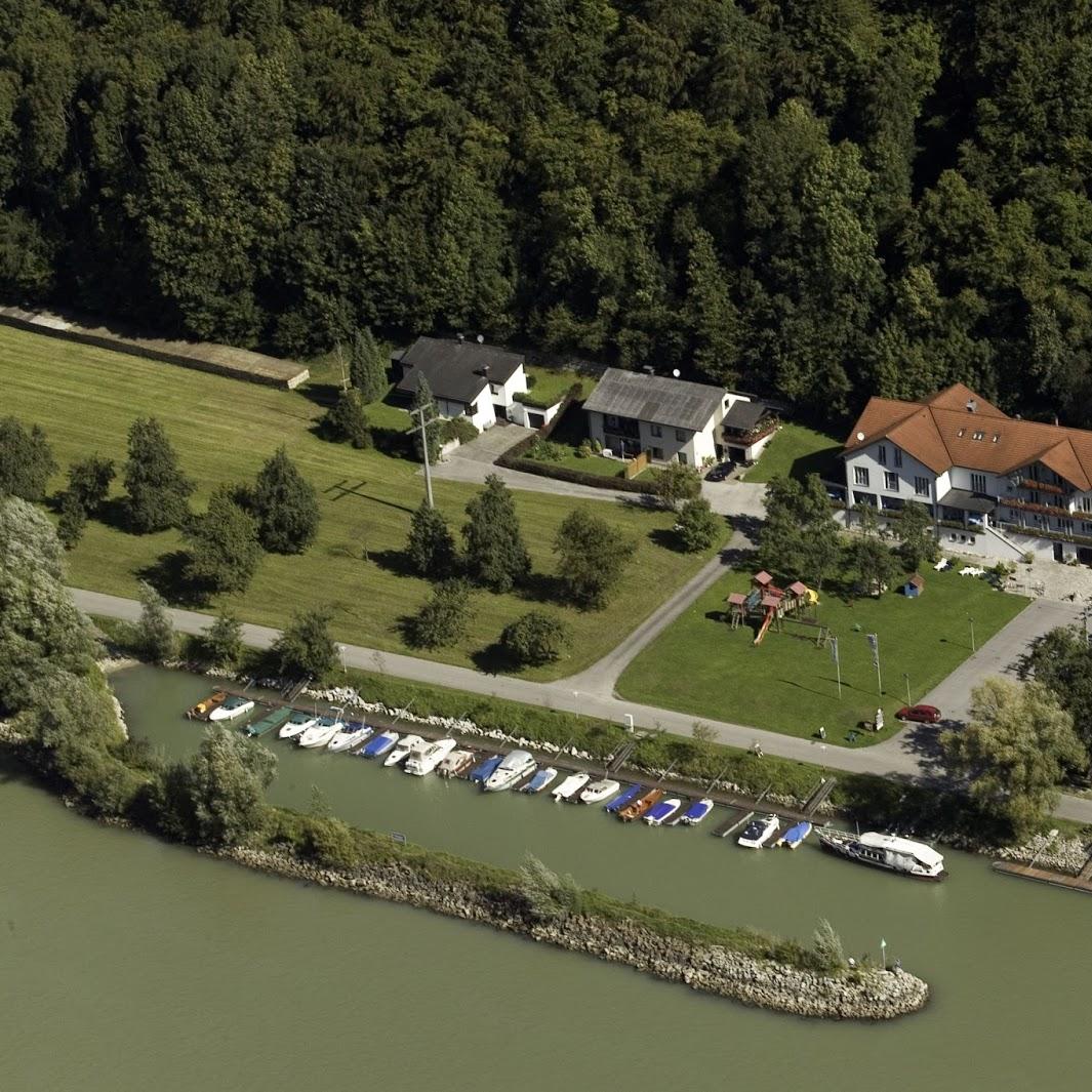 Restaurant "Gasthof-Pension Luger" in Wesenufer