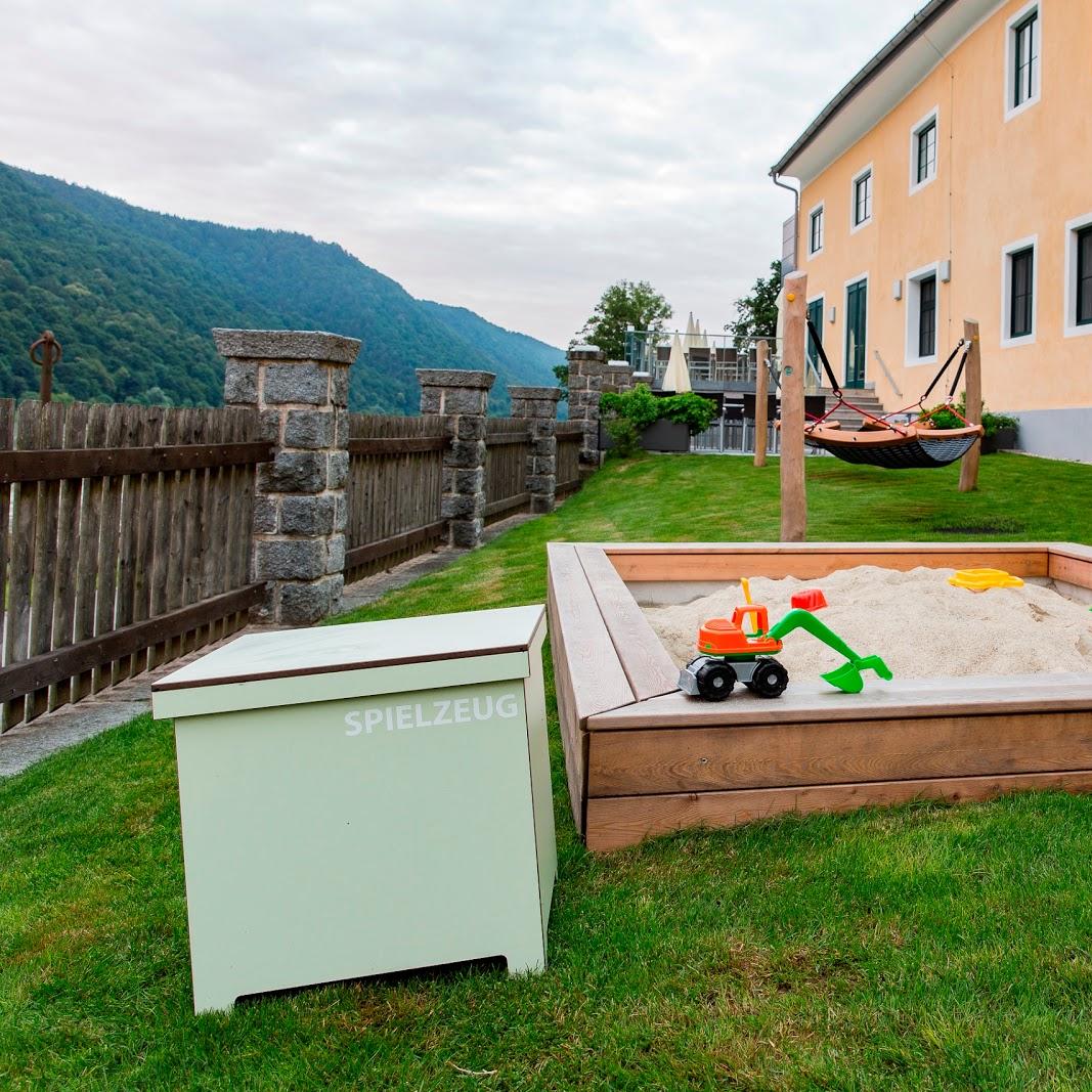 Restaurant "– Hotel & Seminarkultur an der Donau" in Wesenufer