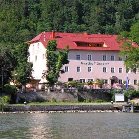 Restaurant "Gasthof Draxler" in Wesenufer