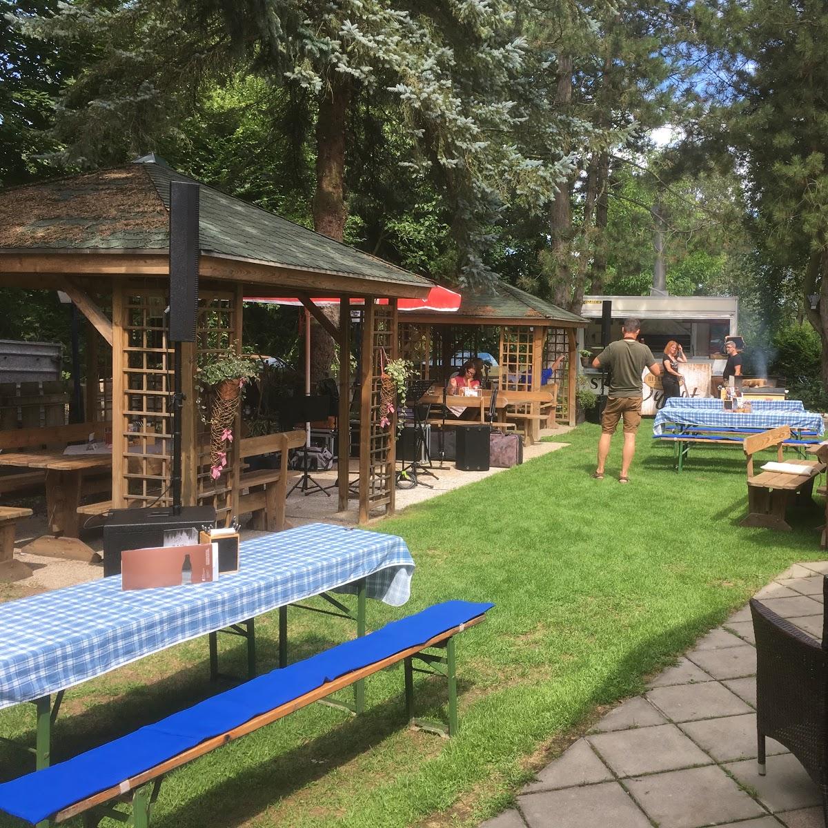 Restaurant "Martin Hintringer Heurigenbar -steckerlfische.at" in Feldkirchen an der Donau