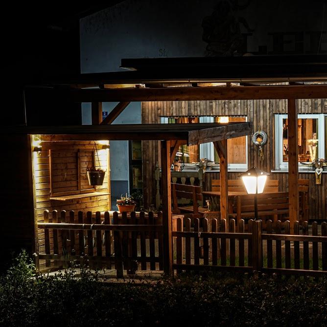 Restaurant "Standl Nanu Deluxe" in Niederwaldkirchen