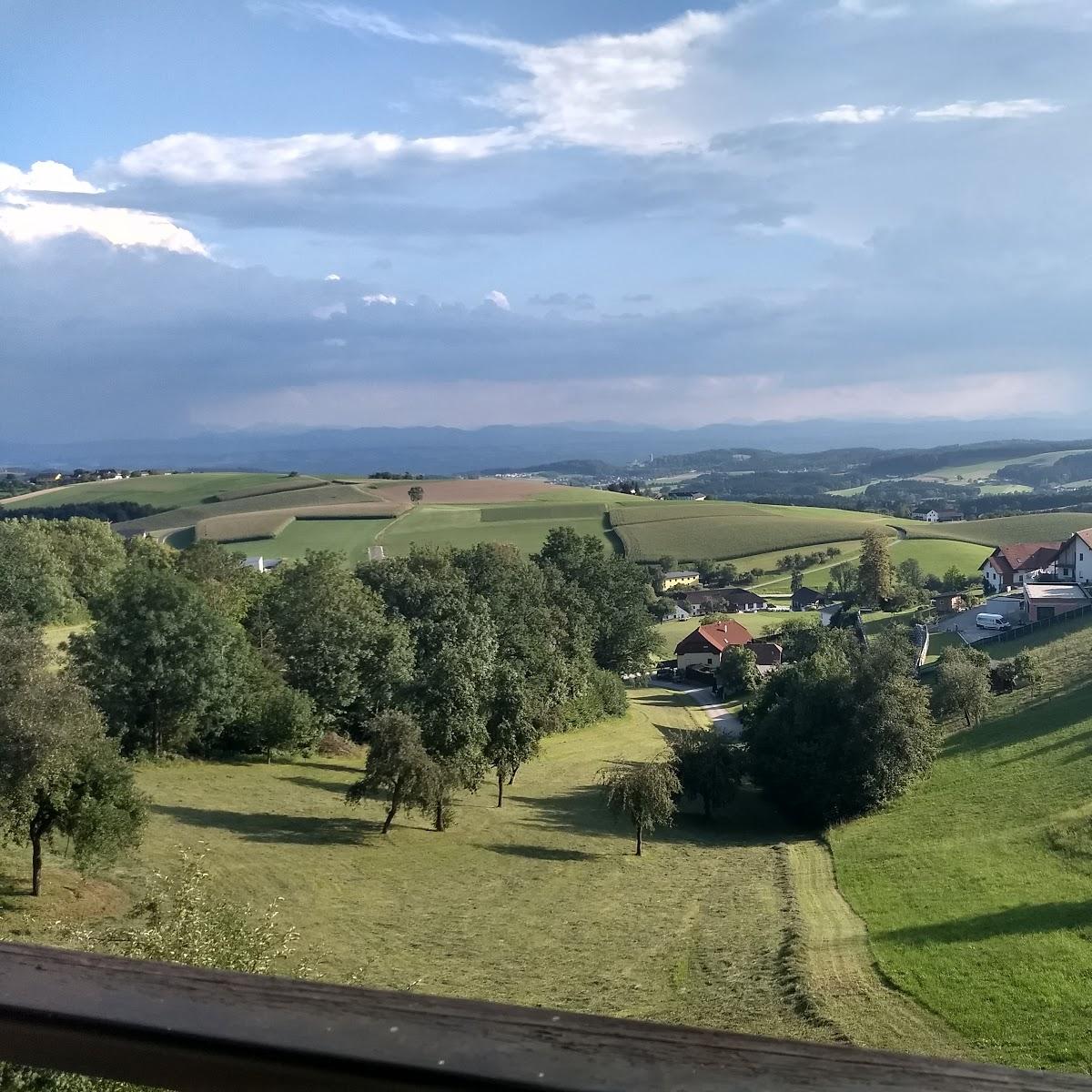 Restaurant "Gasthof zur Zugbrücke Josef Schiefer" in Bad Kreuzen