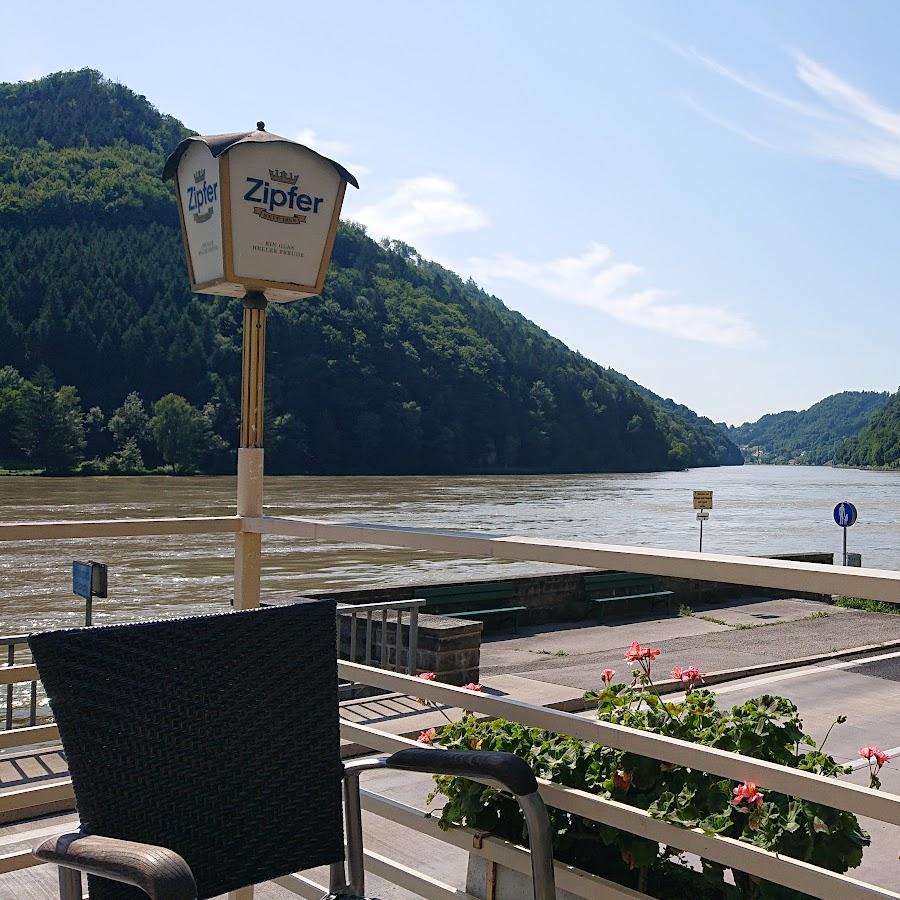 Restaurant "Gasthaus Strudengauhof" in Sarmingstein