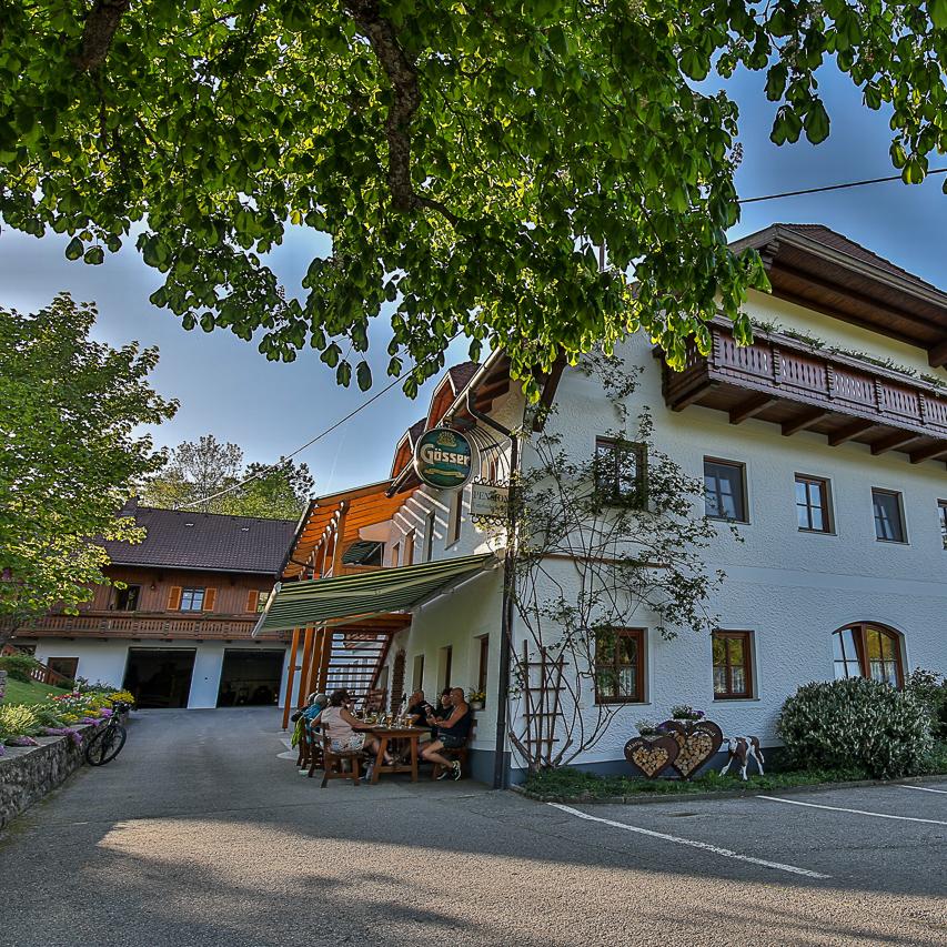 Restaurant "Ferienhof Pfaffenlehen" in Maria Neustift