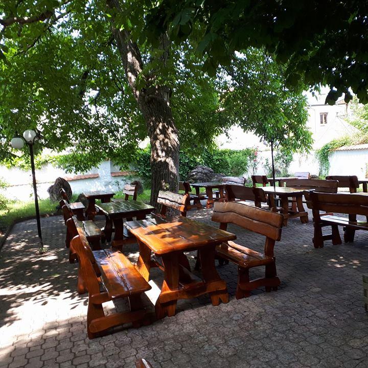 Restaurant "Platzhirsch  - Stadtheuriger" in Enns
