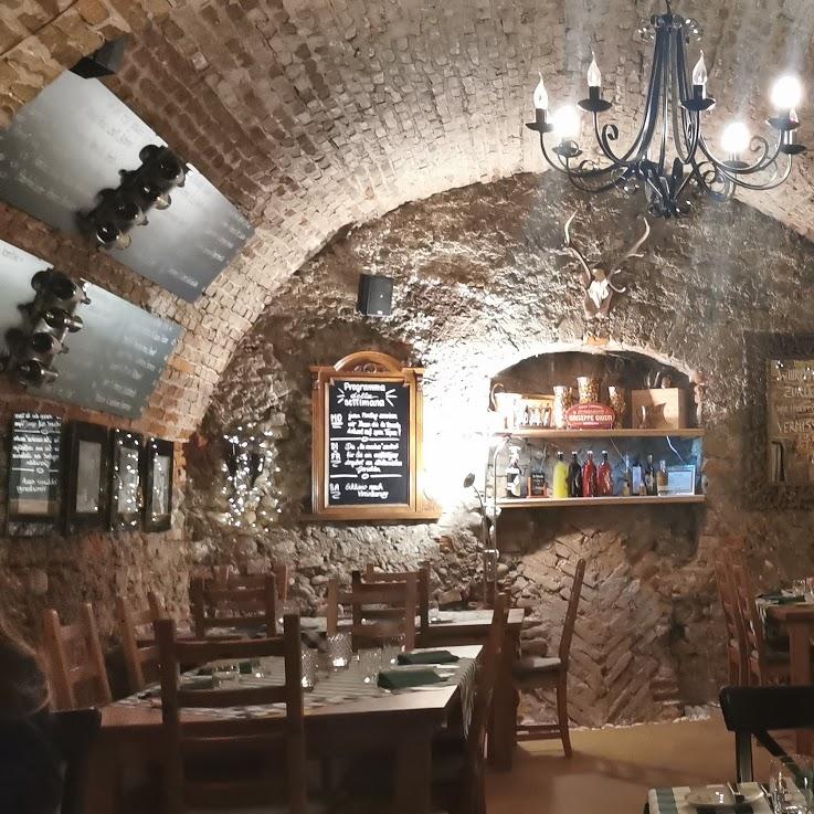 Restaurant "Ristorante la tavola" in Enns