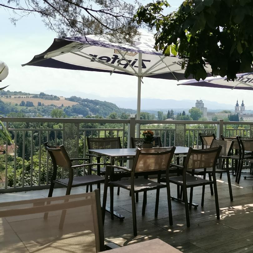 Restaurant "Gasthaus Kremstalblick" in Kremsmünster