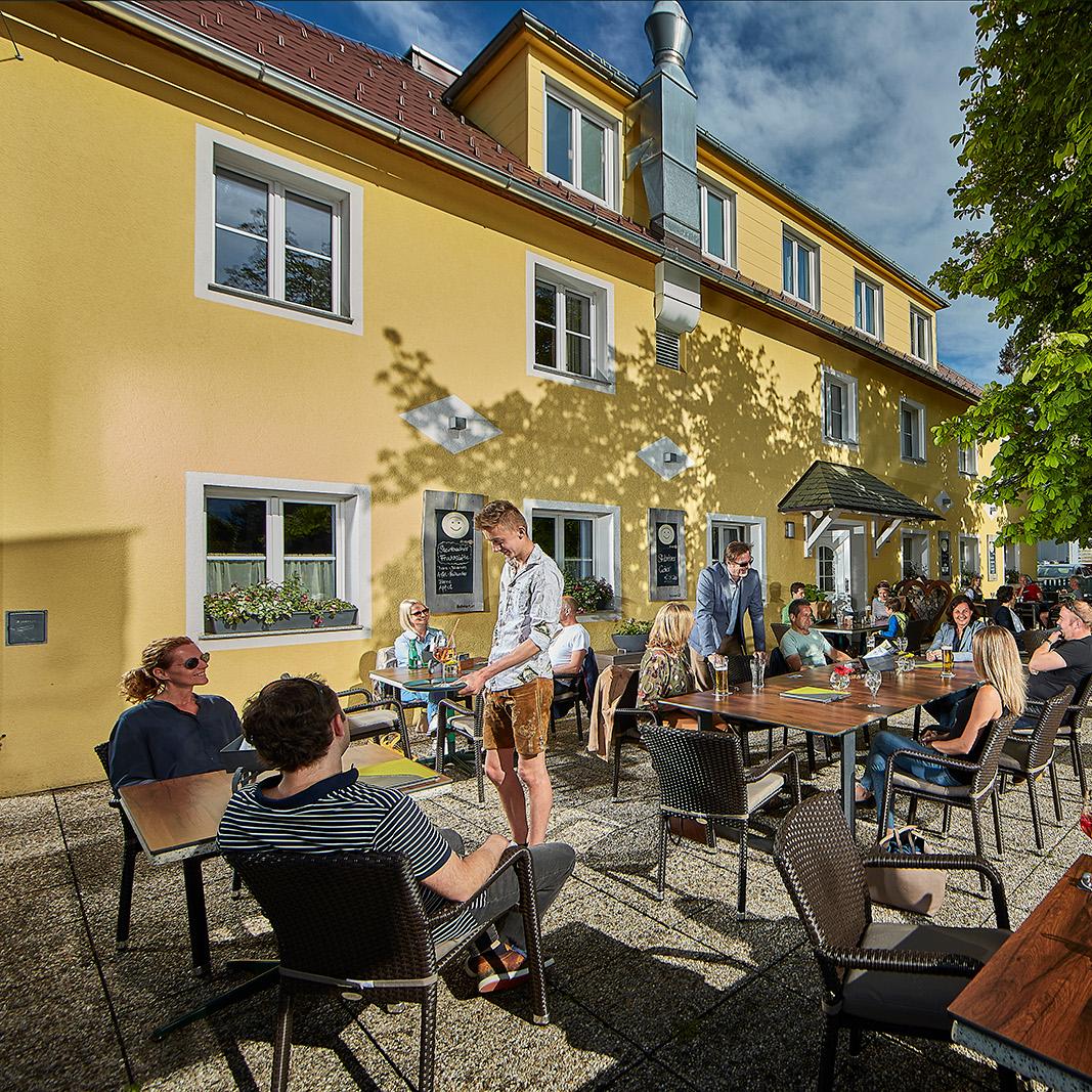 Restaurant "Landgasthof Klausner" in Molln