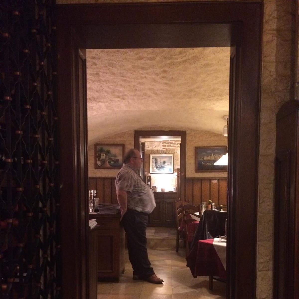 Restaurant "Zum Kleinen Griechen -" in Wels