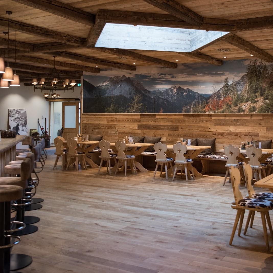 Restaurant "Gasthaus zum Zirbenschlössl" in Sipbachzell