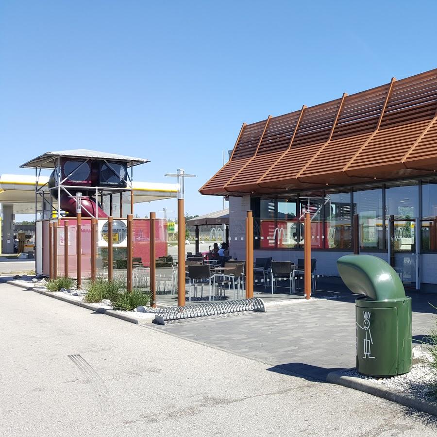 Restaurant "McDonald