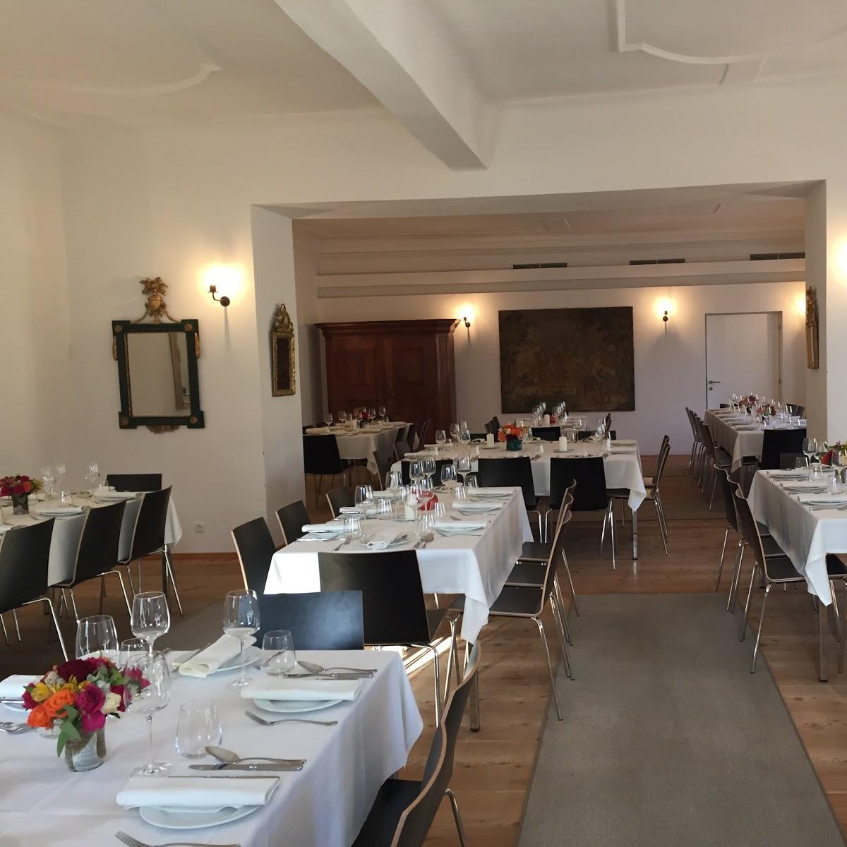 Restaurant "Gasthaus Schloss Hochhaus" in Vorchdorf