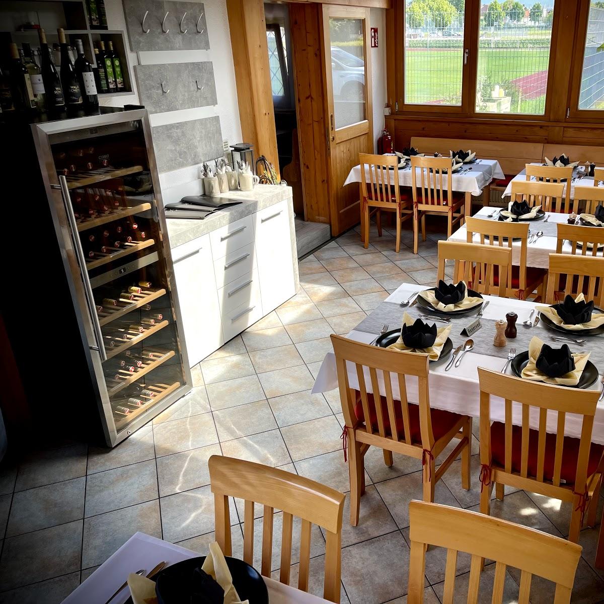 Restaurant "Genuss Platzerl" in Laakirchen