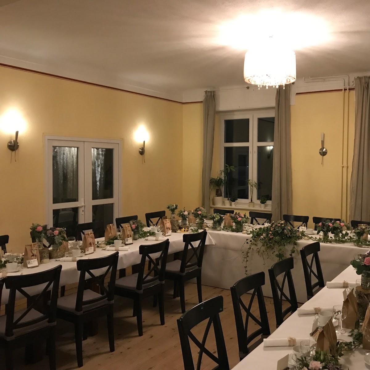 Restaurant "Landgasthof Zum alten Krug" in Potsdam