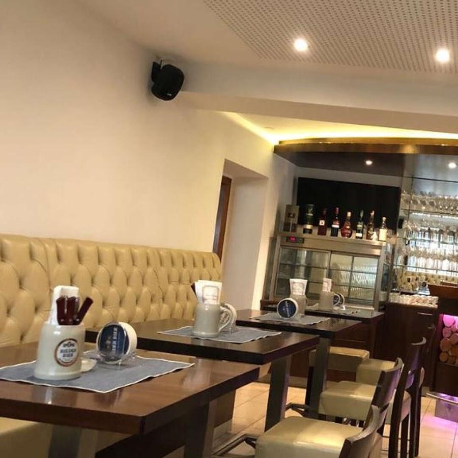 Restaurant "Gasthaus Pizzeria Bahnwirt" in Riedau