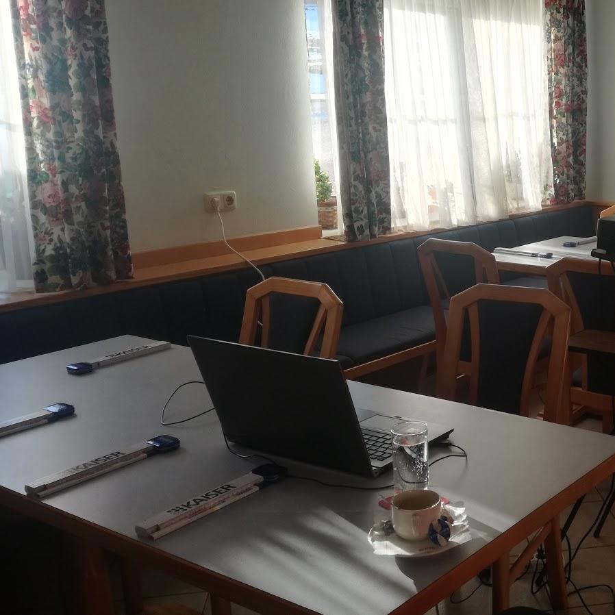 Restaurant "Familie Pichler" in Weeg