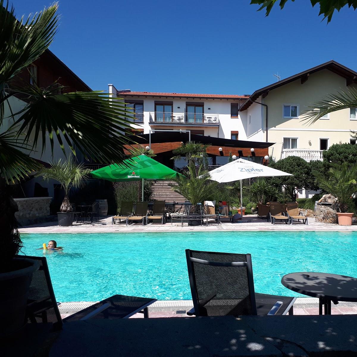 Restaurant "Gasthof Strasser" in Tumeltsham