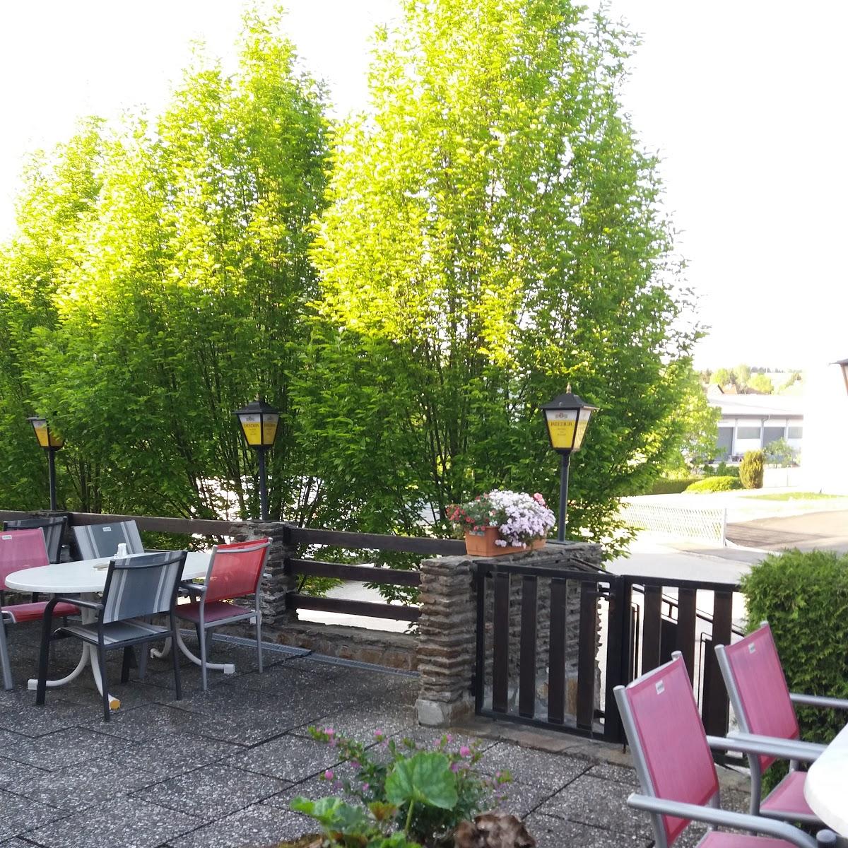 Restaurant "Gasthof Frixeder" in Utzenaich