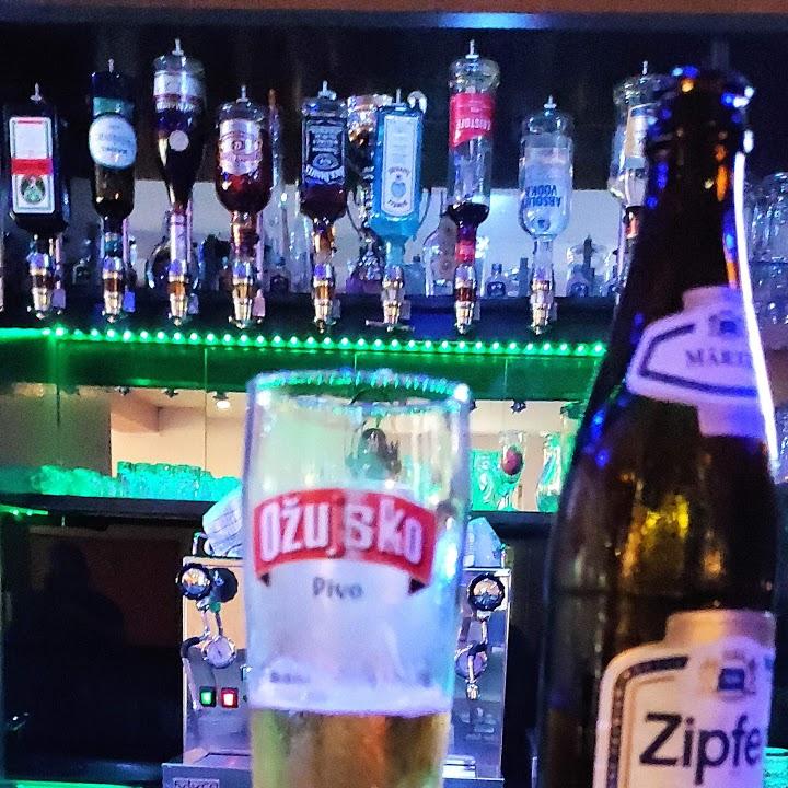 Restaurant "Gasthaus Cafe Imbiss Adriatic" in Attnang-Puchheim