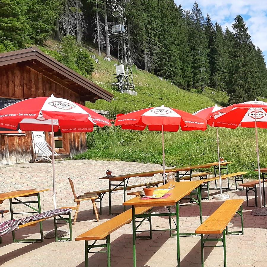 Restaurant "Edtalmhütte" in Gosau