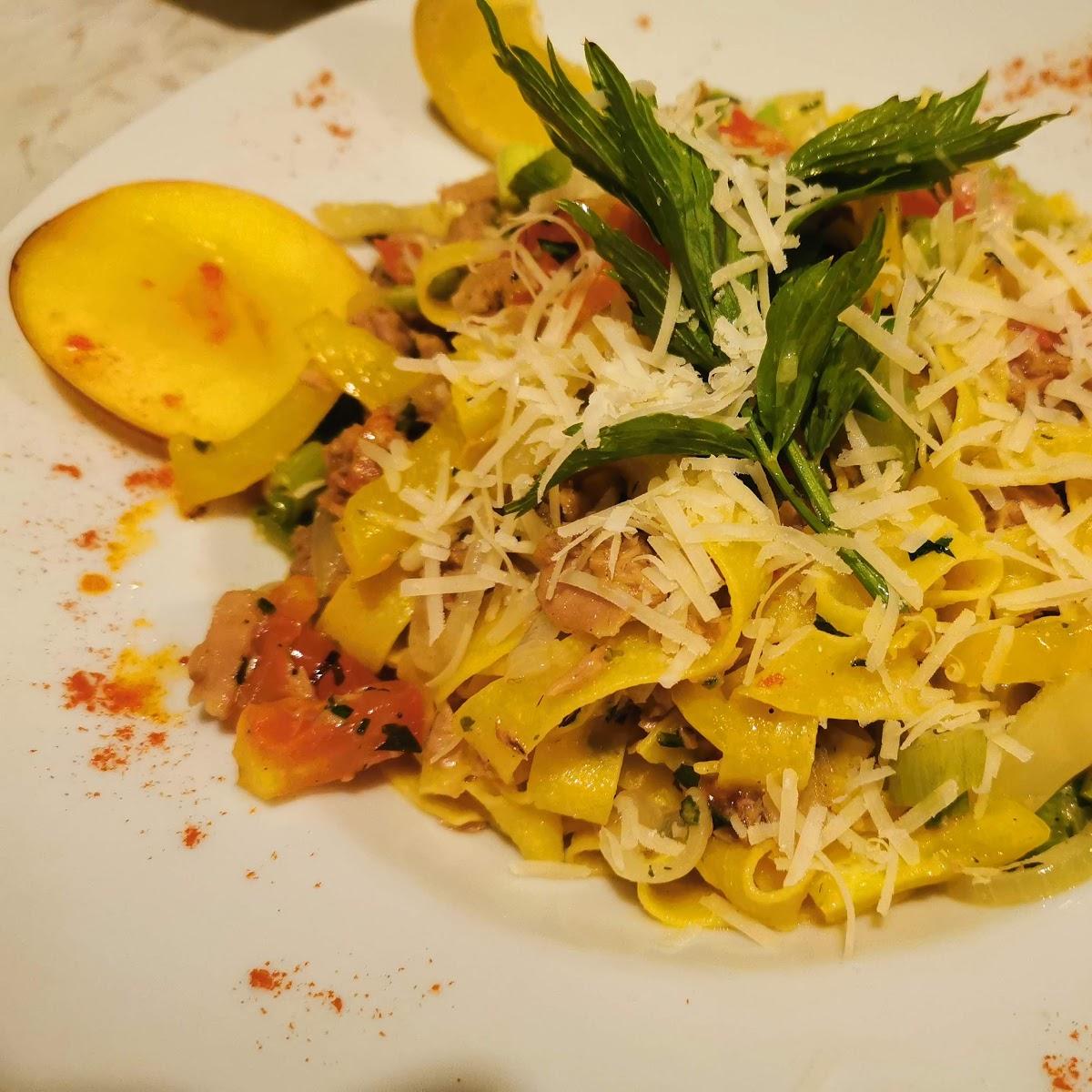 Restaurant "In