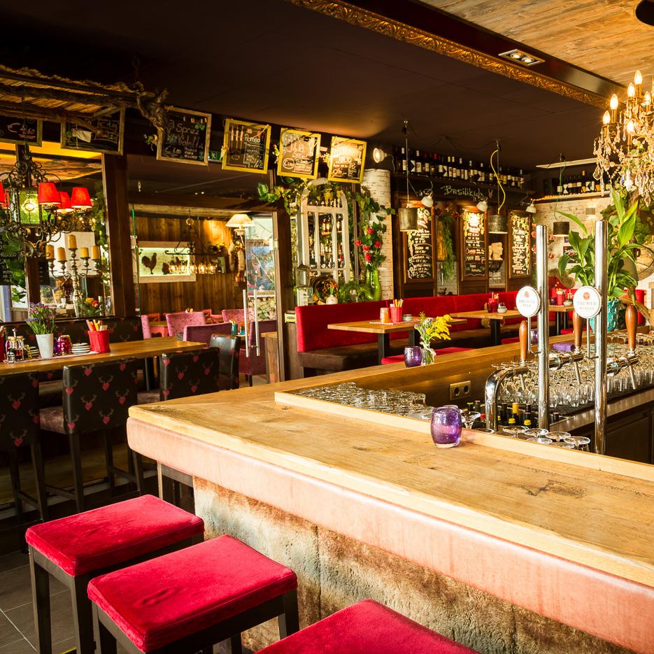 Restaurant "Basilikum Osteria, Taverne" in Sankt Georgen im Attergau