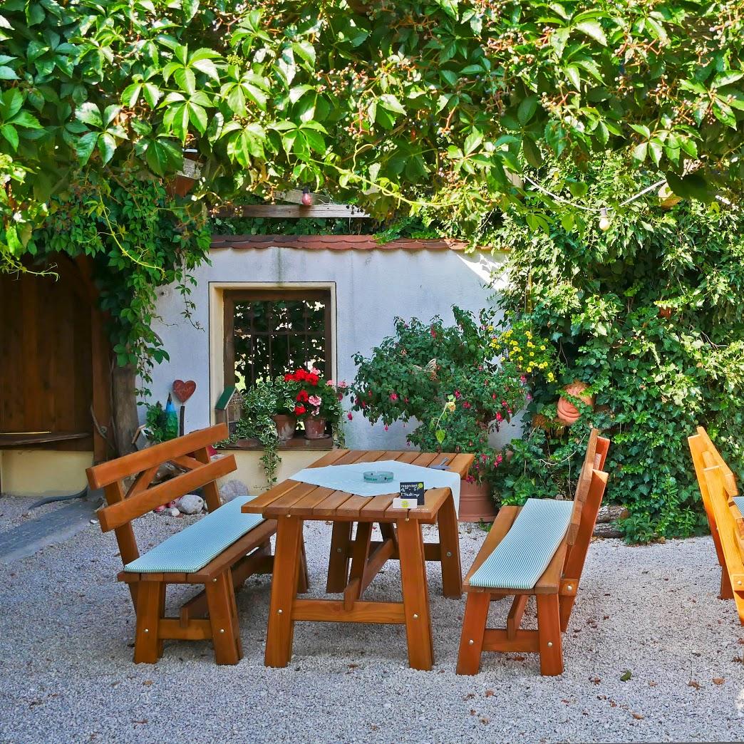 Restaurant "Mostheuriger Zeininger" in Berg im Attergau
