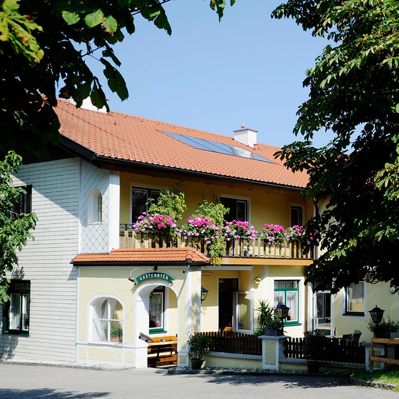 Restaurant "Gasthof Reisecker" in Lohnsburg am Kobernaußerwald