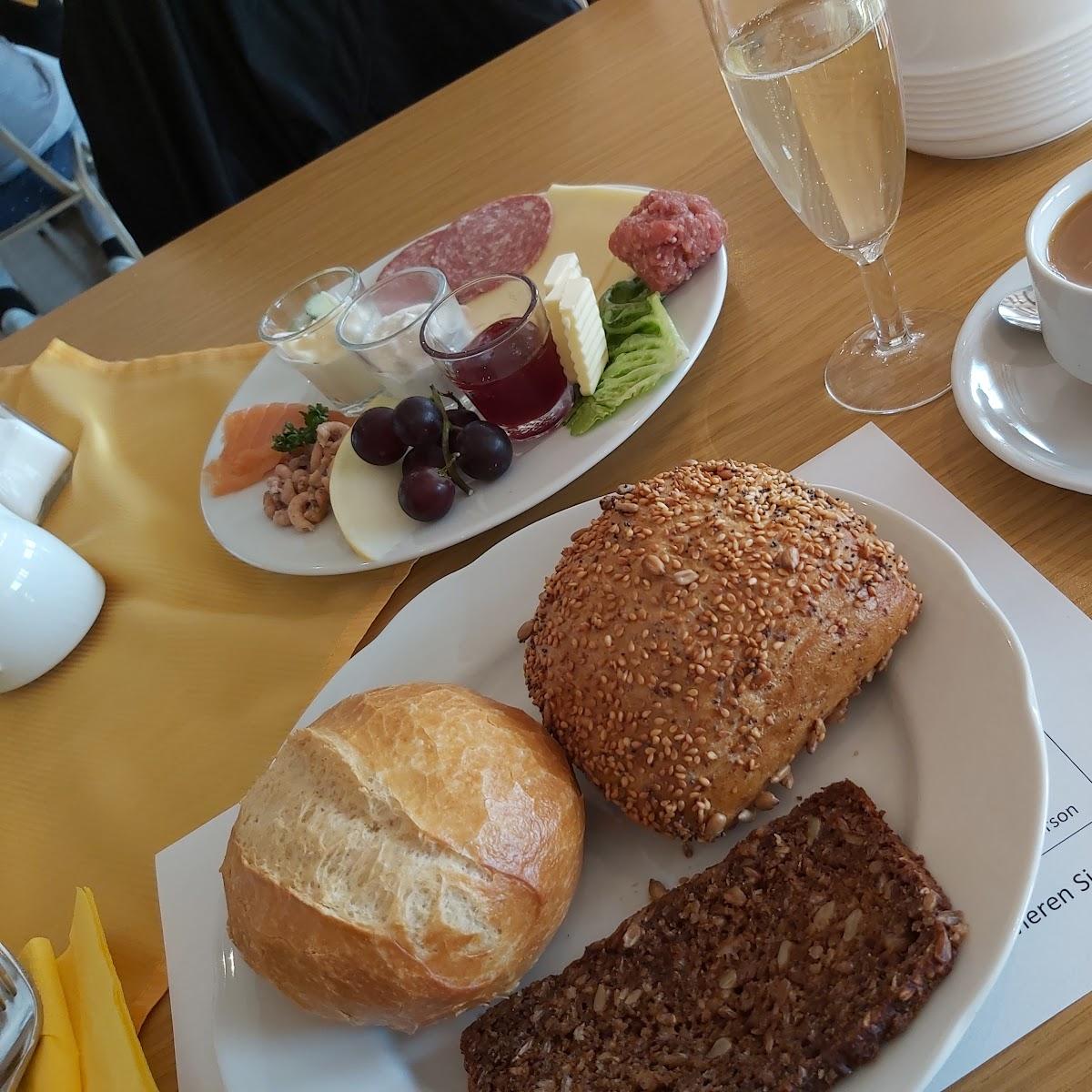 Restaurant "Zum Altdeutschen Haus" in Holste