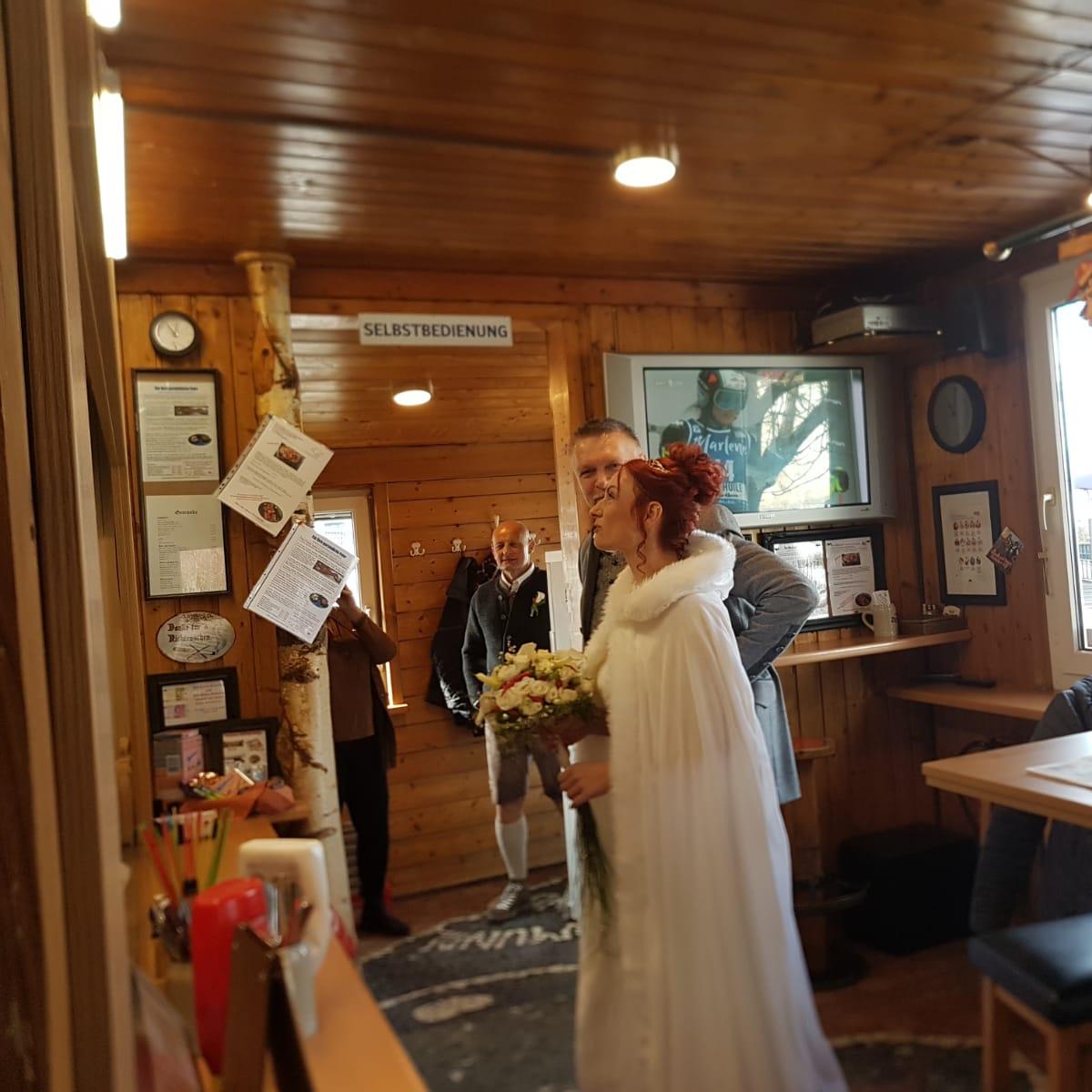 Restaurant "Jaus’nHütt’n" in Eugendorf