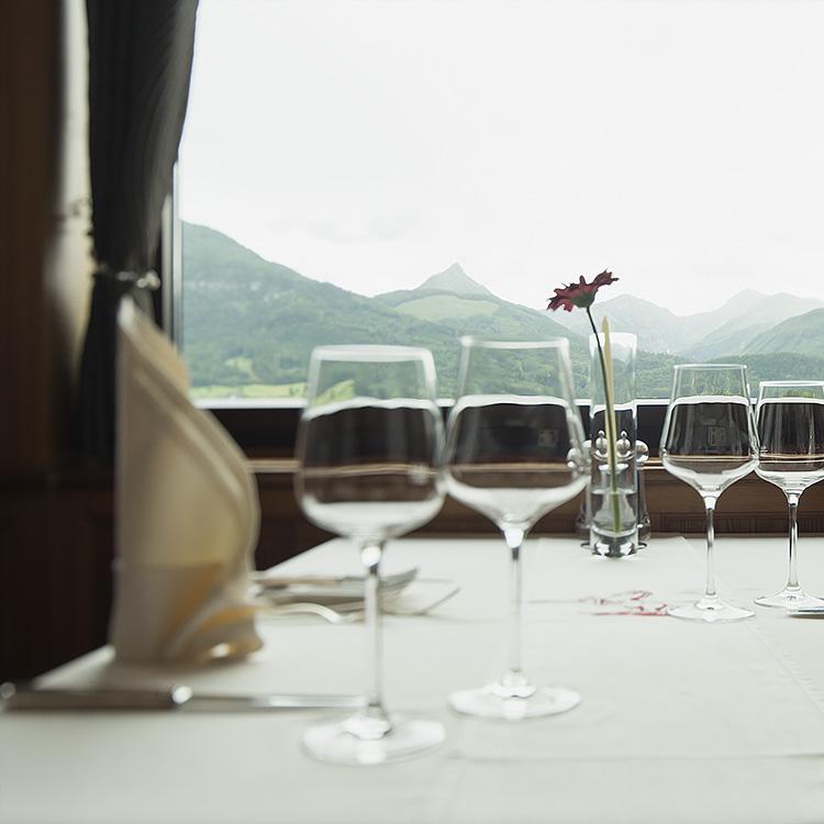Restaurant "Romantik Restaurant Kaiserterrasse Im Weissen Rössl" in Sankt Wolfgang im Salzkammergut