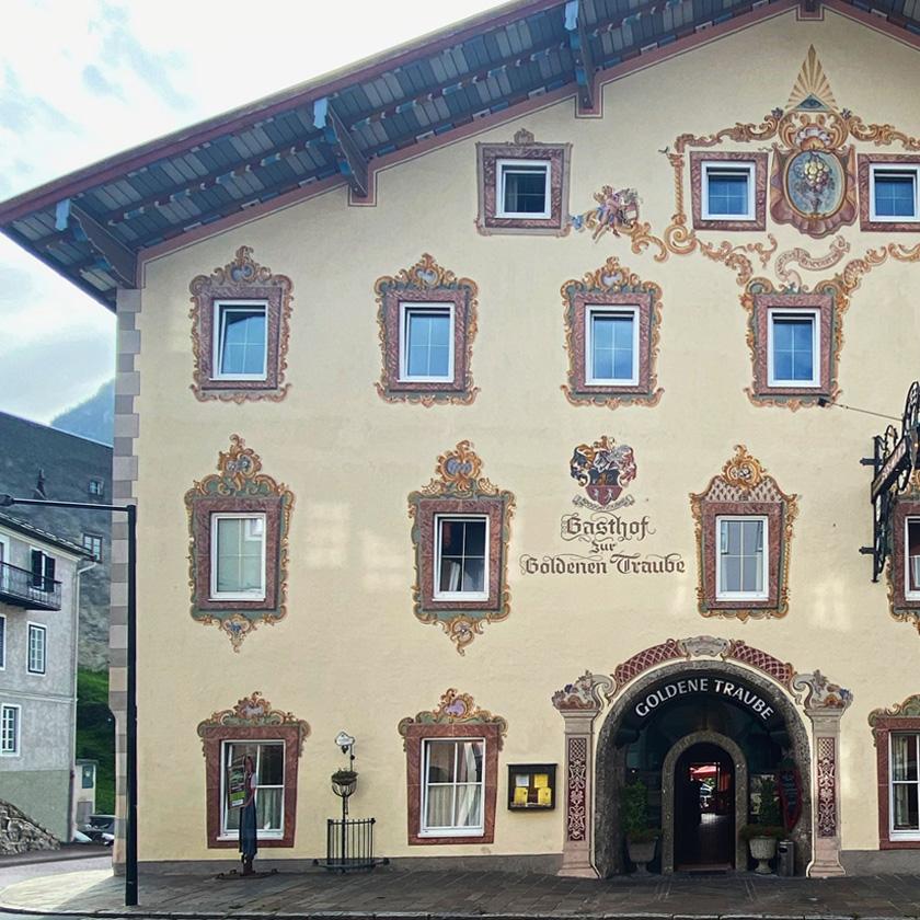 Restaurant "Gasthof Goldene Traube" in Golling an der Salzach
