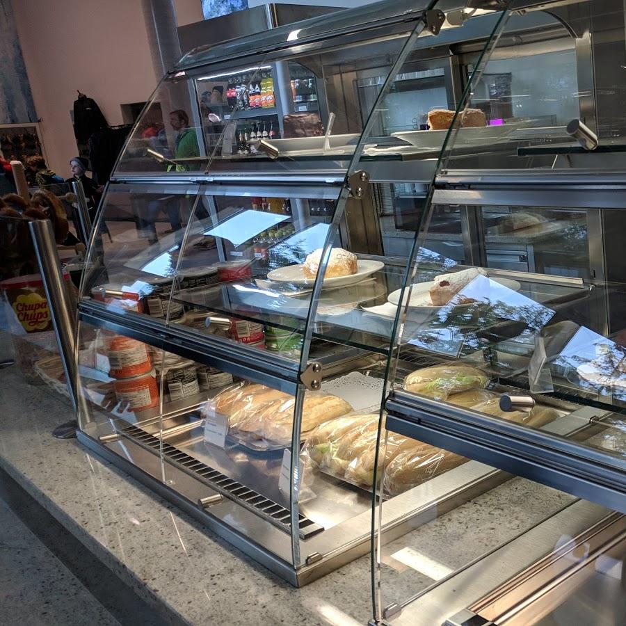 Restaurant "YGGDRASIL Restaurant" in Werfen