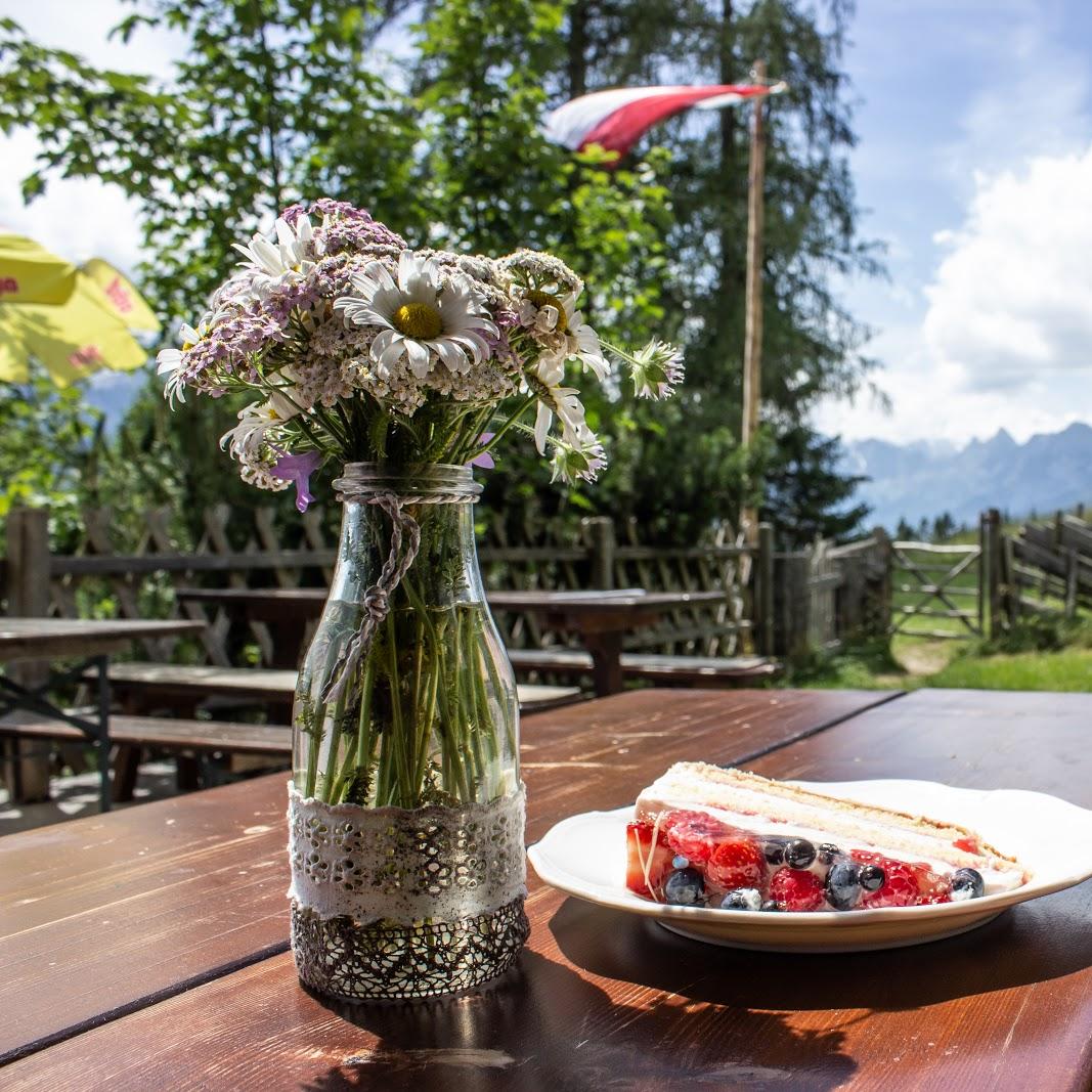 Restaurant "Mahdegg-Alm" in Pfarrwerfen